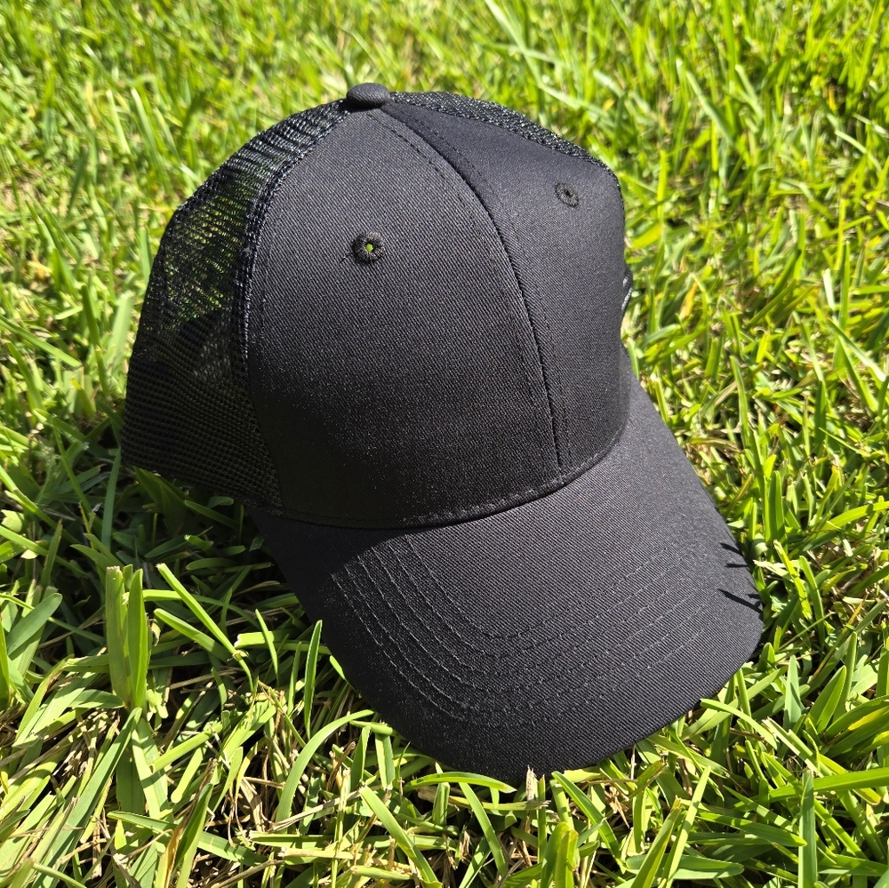 NWOT Black Trucker Hat Mesh Back Adjustable Snapback Cap NWOT